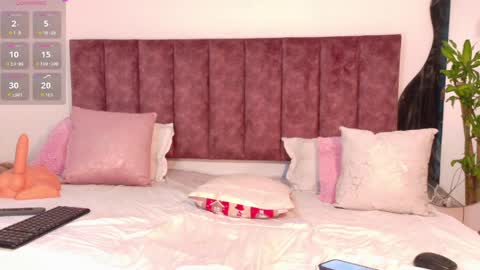   online show from April 2, 2026, 7:33 pm