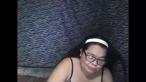 chenita_kits online show from January 6, 2026, 12:09 pm
