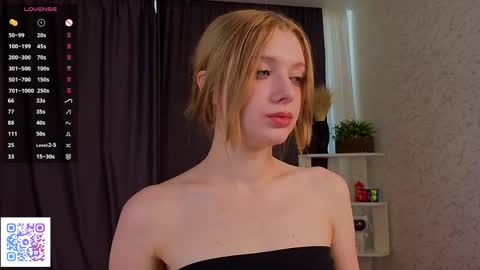 Snapshot of cherisebarcus chatting on May 20, 2026, 4:40 am Ellie online show from May 20, 2026, 4:40 am