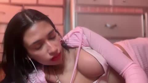 Snapshot of cherliecarmen chatting on February 6, 2025, 7:18 pm cherliecarmen online show from February 6, 2025, 7:18 pm
