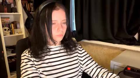 Snapshot of cherriezordan chatting on January 11, 2026, 6:51 am Eva online show from January 11, 2026, 6:51 am