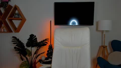 Cherry  Kiss online show from February 2, 2026, 7:40 am