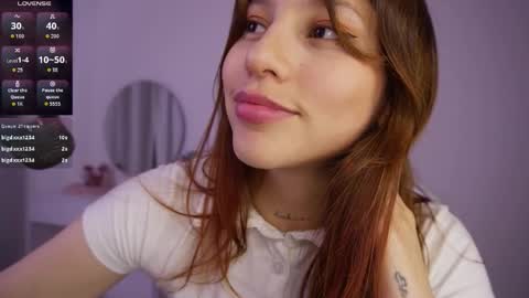 Holly online show from October 17, 2025, 11:40 pm