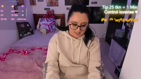 Snapshot of cherry_blushh chatting on February 2, 2026, 11:14 pm cherry_blushh online show from February 2, 2026, 11:14 pm