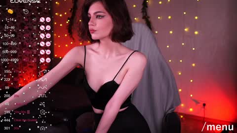 Snapshot of cherry_bombs chatting on December 23, 2024, 2:35 am Kate online show from December 23, 2024, 2:35 am