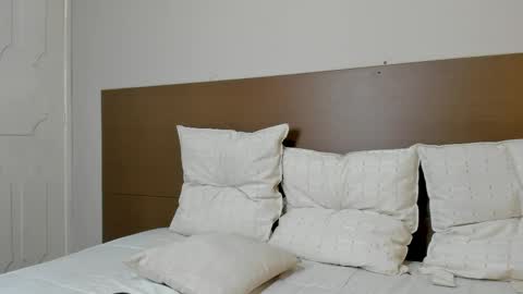 cherry_bunnyx online show from April 1, 2026, 4:46 am