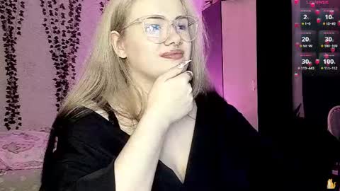 Snapshot of cherry_elfcat chatting on June 26, 2026, 1:32 am cherry_elfcat online show from June 26, 2026, 1:32 am