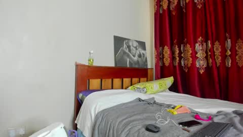 Snapshot of cherry_falls chatting on October 20, 2025, 8:37 am cherry_falls online show from October 20, 2025, 8:37 am