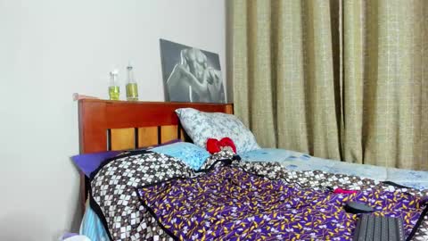 Snapshot of cherry_falls chatting on November 22, 2025, 8:41 pm cherry_falls online show from November 22, 2025, 8:41 pm