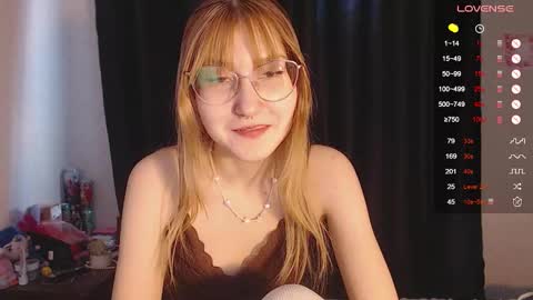 Snapshot of cherry_hazzze chatting on January 12, 2026, 9:25 am Cheryl online show from January 12, 2026, 9:25 am