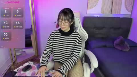 Chloe online show from July 23, 2026, 7:50 am