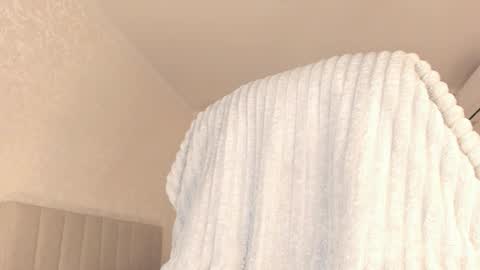 Snapshot of cherry_misaki chatting on February 27, 2025, 12:13 pm misaki  online show from February 27, 2025, 12:13 pm