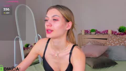 cherry_pr1ce online show from March 8, 2026, 11:52 pm