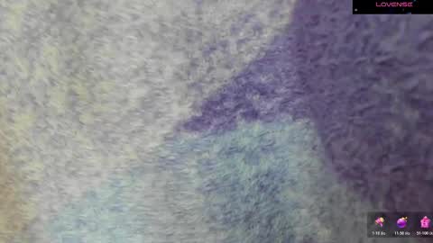 Mia online show from October 23, 2025, 8:46 am