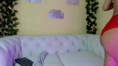 Snapshot of cherry_sussan chatting on December 13, 2024, 6:21 am Sussan Cherry online show from December 13, 2024, 6:21 am