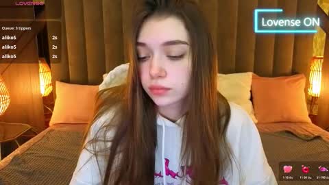 Cherry Wipe online show from November 16, 2025, 7:25 am