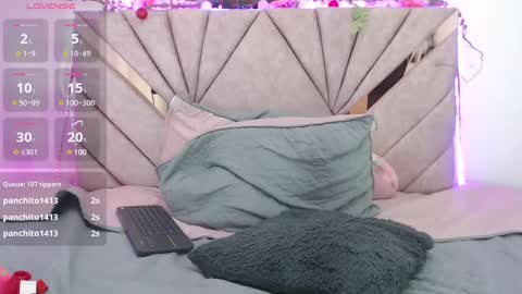 cherryblossom78 online show from December 31, 2024, 9:28 pm