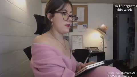 Snapshot of cherrybunny21 chatting on February 25, 2025, 4:35 am Sarah Prez online show from February 25, 2025, 4:35 am
