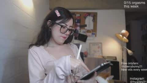 Sarah Prez online show from April 27, 2026, 11:58 pm