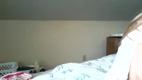 Snapshot of cherryflavorxx chatting on April 15, 2026, 7:58 pm cherryflavorxx online show from April 15, 2026, 7:58 pm