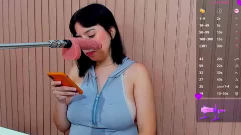 Cherryl online show from November 11, 2025, 7:58 pm