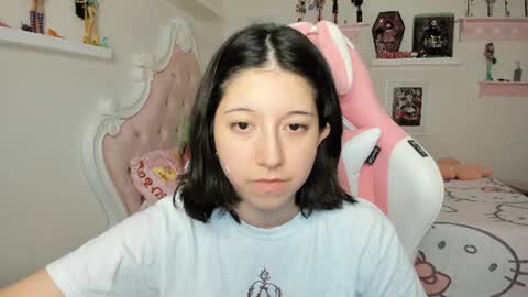 cherrycute666 online show from July 26, 2026, 8:32 am