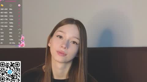 Snapshot of cherrymira chatting on October 19, 2025, 6:03 am Loise online show from October 19, 2025, 6:03 am