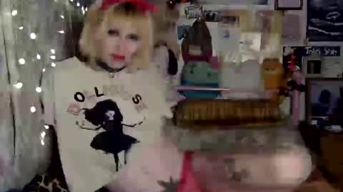 Snapshot of cherstrauberry chatting on June 27, 2026, 5:45 am cher strauberry online show from June 27, 2026, 5:45 am