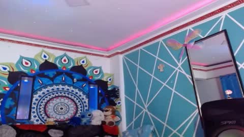 chico_explosivo online show from April 15, 2026, 2:07 am