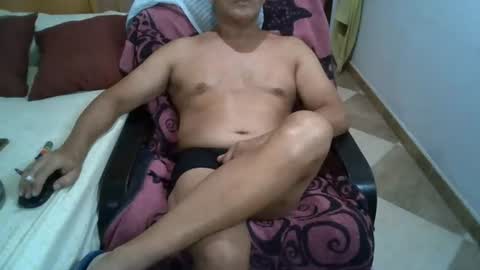 Snapshot of chicodelsur69 chatting on July 25, 2026, 8:06 pm Chicodelsur online show from July 25, 2026, 8:06 pm