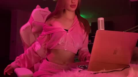 Goddess Vika - owner of all ur money online show from January 23, 2025, 5:21 pm