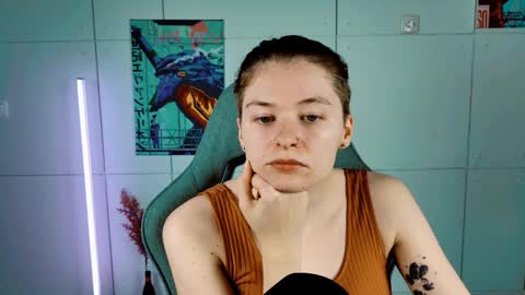 Snapshot of chillsnail_bro chatting on February 4, 2026, 5:13 am Bella online show from February 4, 2026, 5:13 am