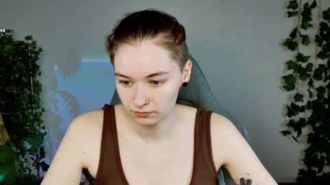 Snapshot of chillsnail_bro chatting on February 23, 2026, 9:06 am Bella online show from February 23, 2026, 9:06 am