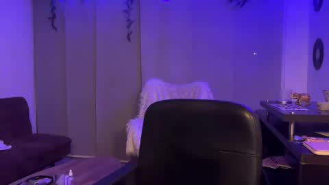 KAIA online show from January 5, 2025, 4:04 am