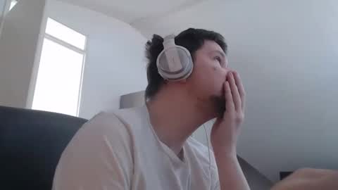 Snapshot of chillzonecam chatting on September 13, 2025, 8:25 am chillzonecam online show from September 13, 2025, 8:25 am