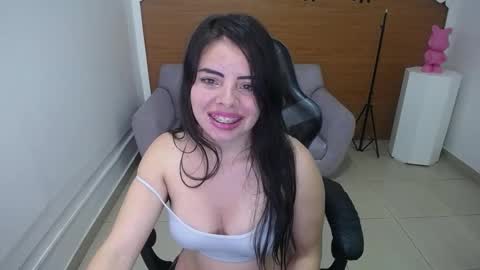 Snapshot of chinatsu_t chatting on October 10, 2025, 12:53 am Kelly online show from October 10, 2025, 12:53 am