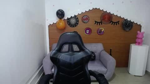 Snapshot of chinatsu_t chatting on October 16, 2025, 12:50 pm Kelly online show from October 16, 2025, 12:50 pm