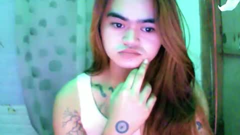 chinny_fuckdoll online show from January 13, 2026, 3:56 am