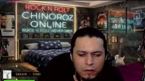 Snapshot of chinoroz chatting on June 18, 2026, 12:33 am Enrique online show from June 18, 2026, 12:33 am