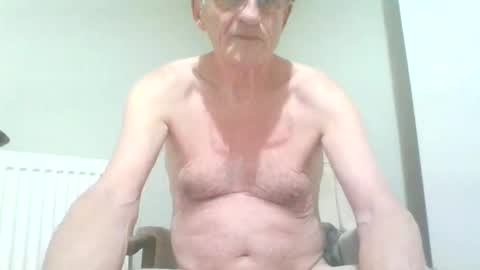 Snapshot of chipper341596 chatting on December 23, 2024, 11:49 pm chipper341596 online show from December 23, 2024, 11:49 pm