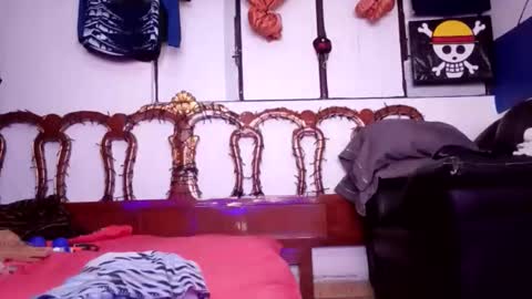 Snapshot of chispahot69 chatting on December 18, 2025, 11:05 am chispahot69 online show from December 18, 2025, 11:05 am