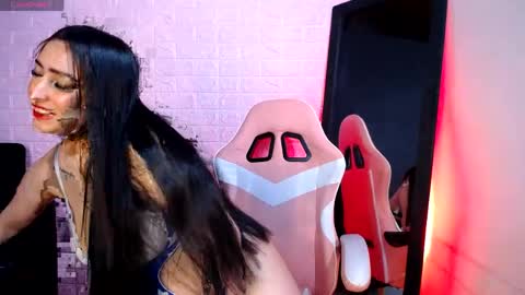 chloe1126_ online show from April 18, 2026, 1:48 pm