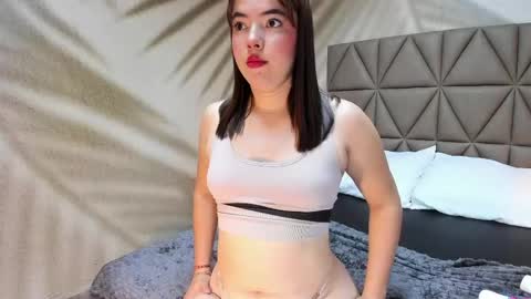 Chloe  online show from June 7, 2026, 12:09 pm