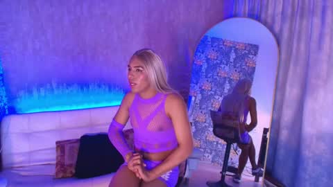 Snapshot of chloe_bronze chatting on May 20, 2026, 7:31 pm Chloe online show from May 20, 2026, 7:31 pm