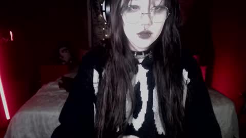 chloe_crystall_killer online show from October 9, 2025, 12:03 pm