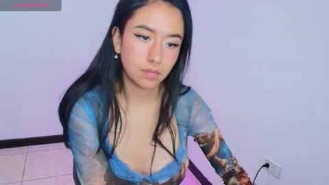 chloe_desire11 online show from June 22, 2026, 11:18 am