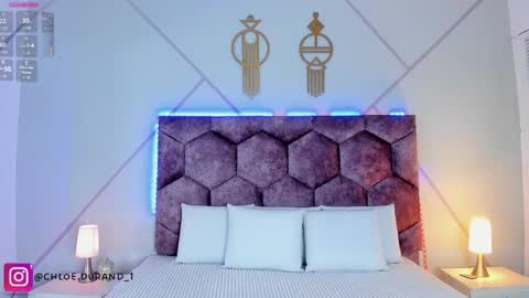 chloe_durand_ online show from September 17, 2025, 8:10 pm