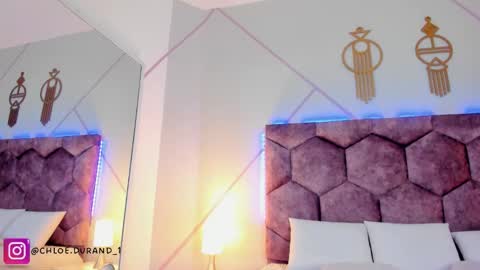 chloe_durand_ online show from October 12, 2025, 8:13 am