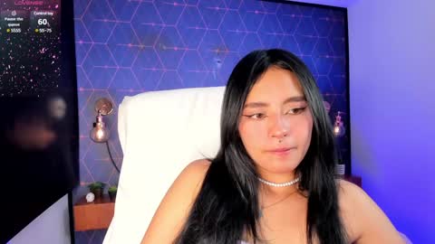 Chloe online show from January 22, 2025, 2:46 pm