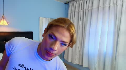 CHLOE online show from December 19, 2024, 9:28 pm